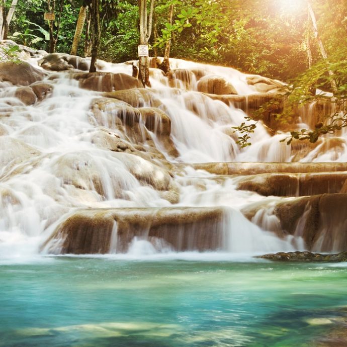 British Virgin IslandsTHE BATHS NATIONAL PARK Win Radio 101